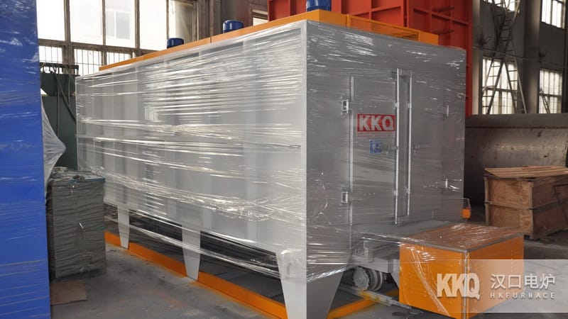 側(cè)開門臺車式鋁合金時(shí)效爐